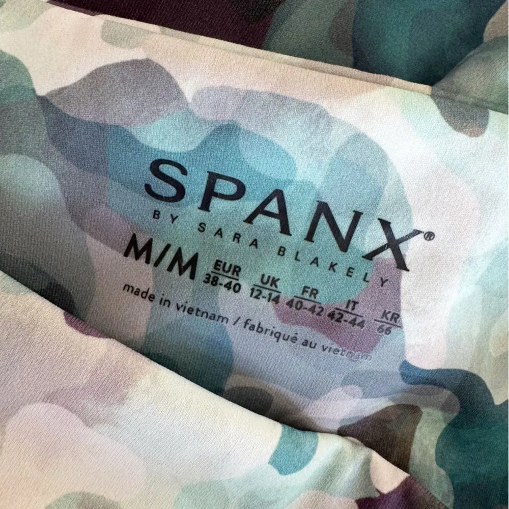 New Spanx Womens Booty Boost Active 7/8 Leggings Painted Camo Size Medium - Image 11