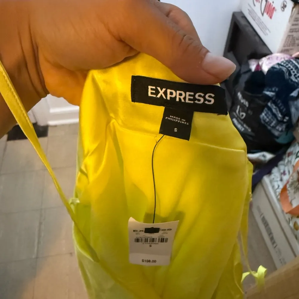 Nwt Express Lime Green Satin Drape Neck Slip Dress - Image 4