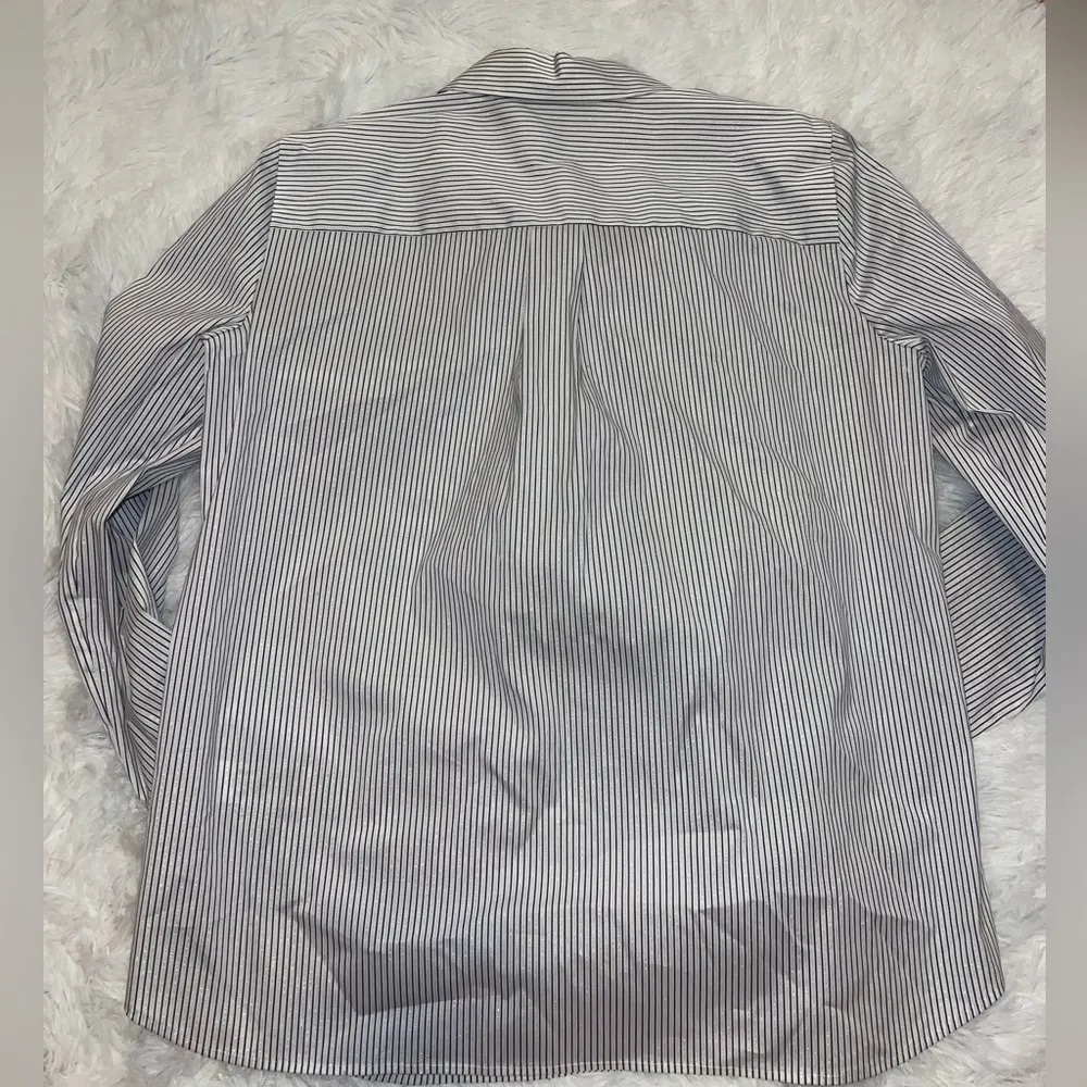 Lafayette 148 New York Pinstripe Button Up Blouse w Glitter Detail size Medium - Image 4