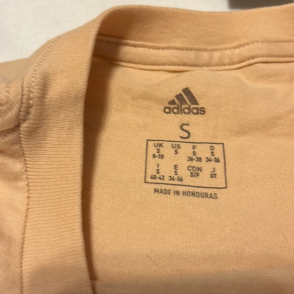 Adidas Women’s S/S Classic Shirt Size Small-NWTS - Image 2