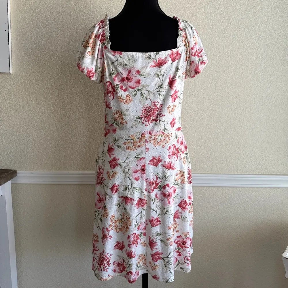 BCX Floral Fit & Flare Sweetheart Dress Medium White Pink Cottagecore Romantic - Image 2