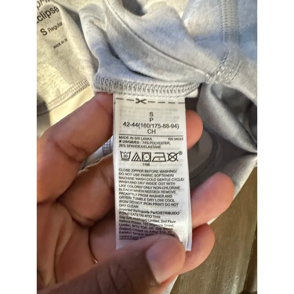 GapFit Eclipse Cropped Camo Leggings Gray Small High Rise Stretch Workout - Image 6