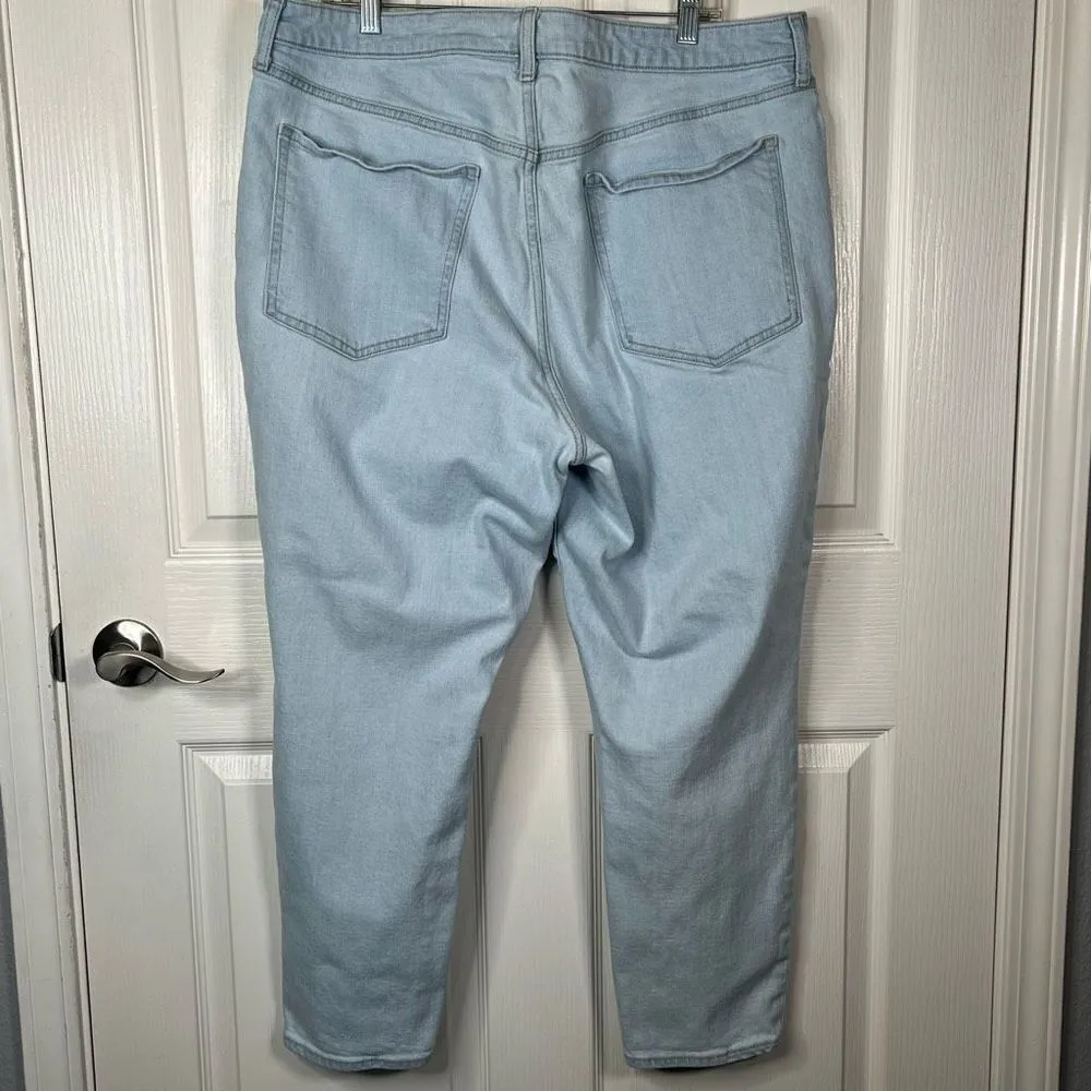 Old Navy Sz 18 High Rise OG Straight Jeans Light Wash - Image 6