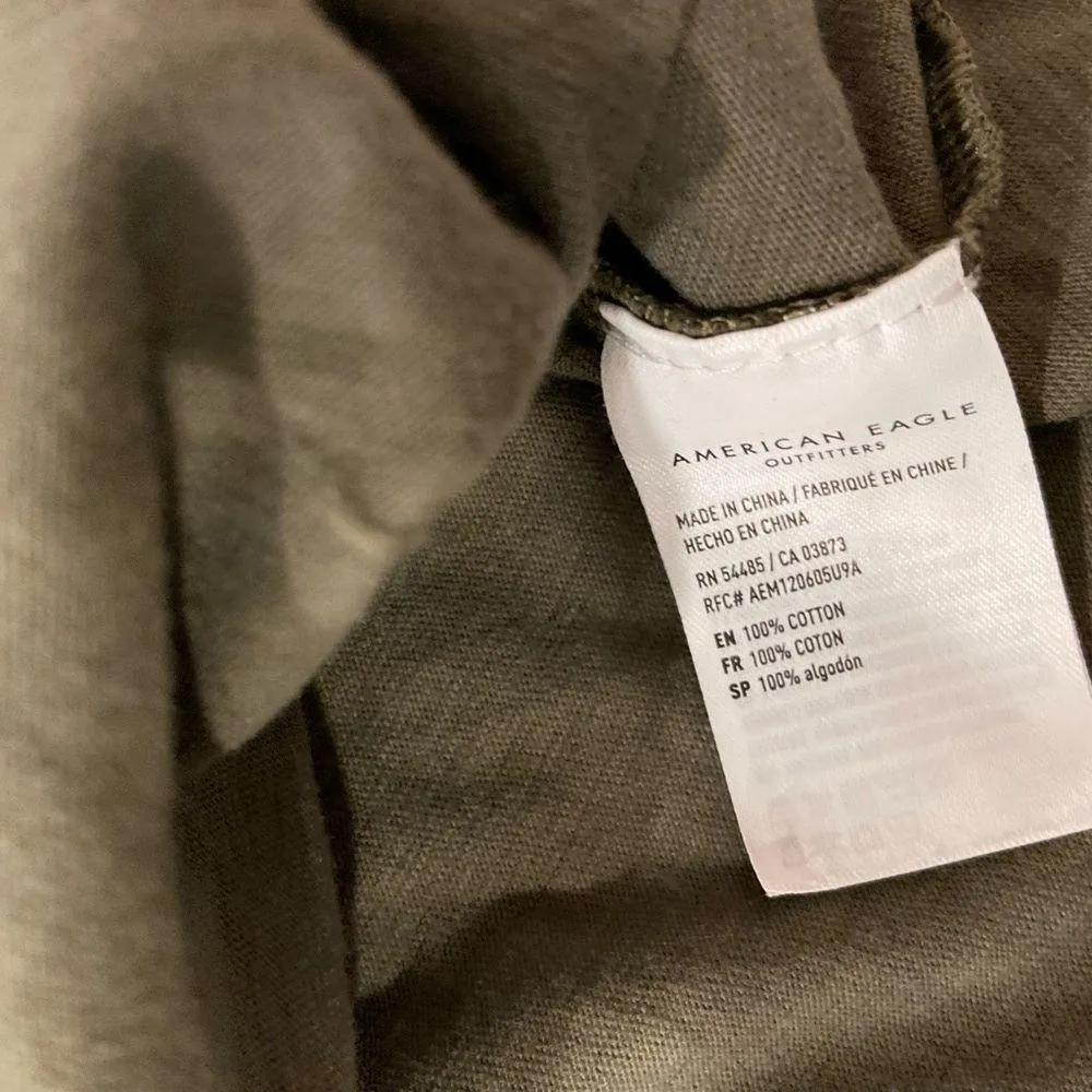 NWOT American Eagle Size S Army Green Scoop Neck Puff Sleeve Button Peasant Top - Image 9