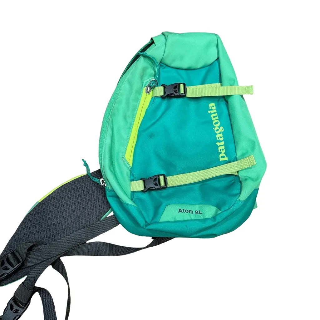 🎒 Patagonia Atom Sling 8L – Green Lightweight Crossbody Bag 🌿 - Image 4