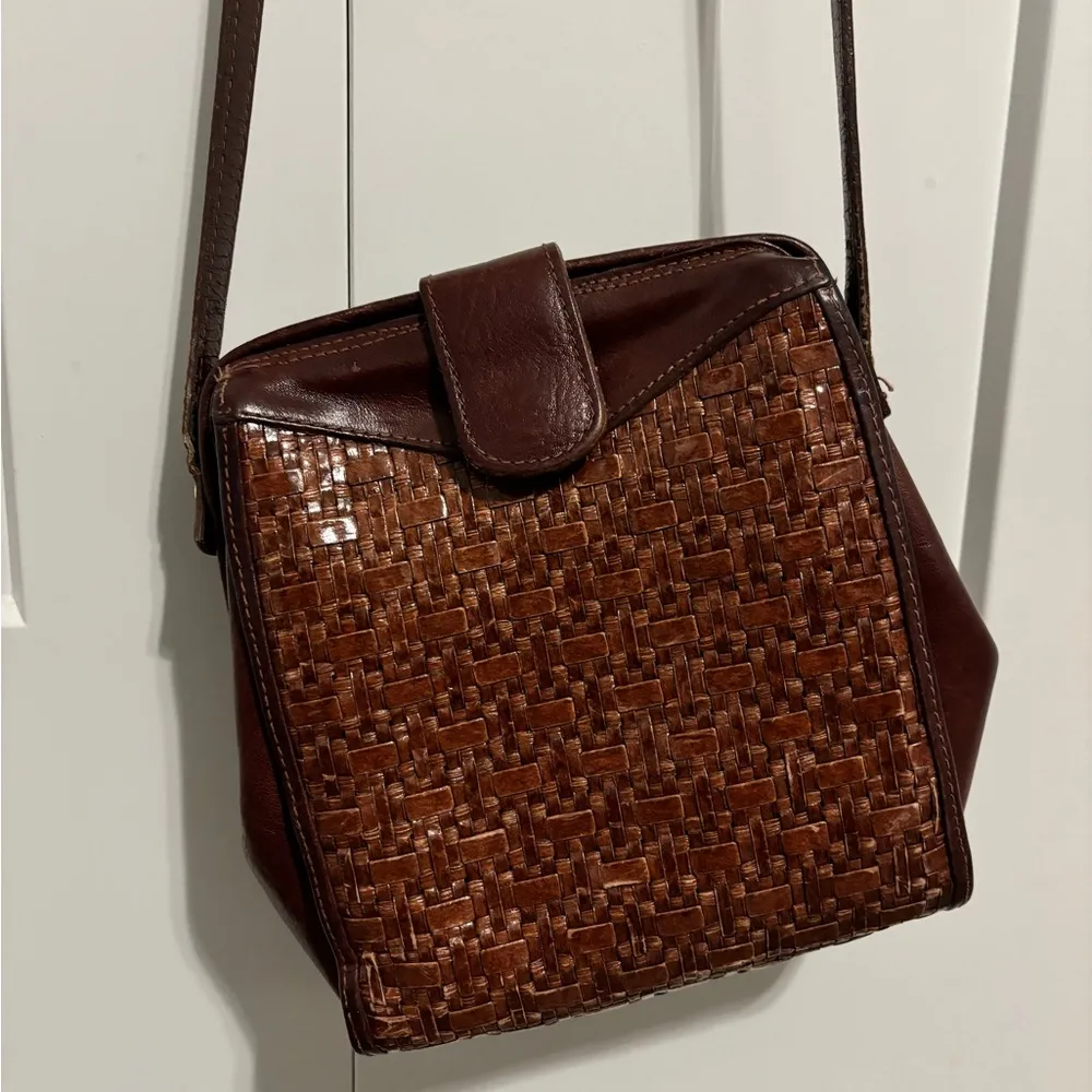 Vintage Woven Leather Crossbody Bag, made in Italy for Daytons Brown - Image 2
