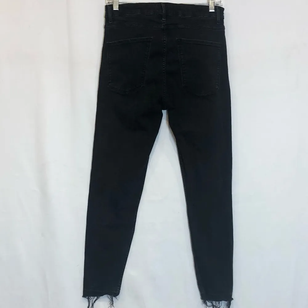 Zara high waisted Revolved midnight jeans size 10 - Image 4