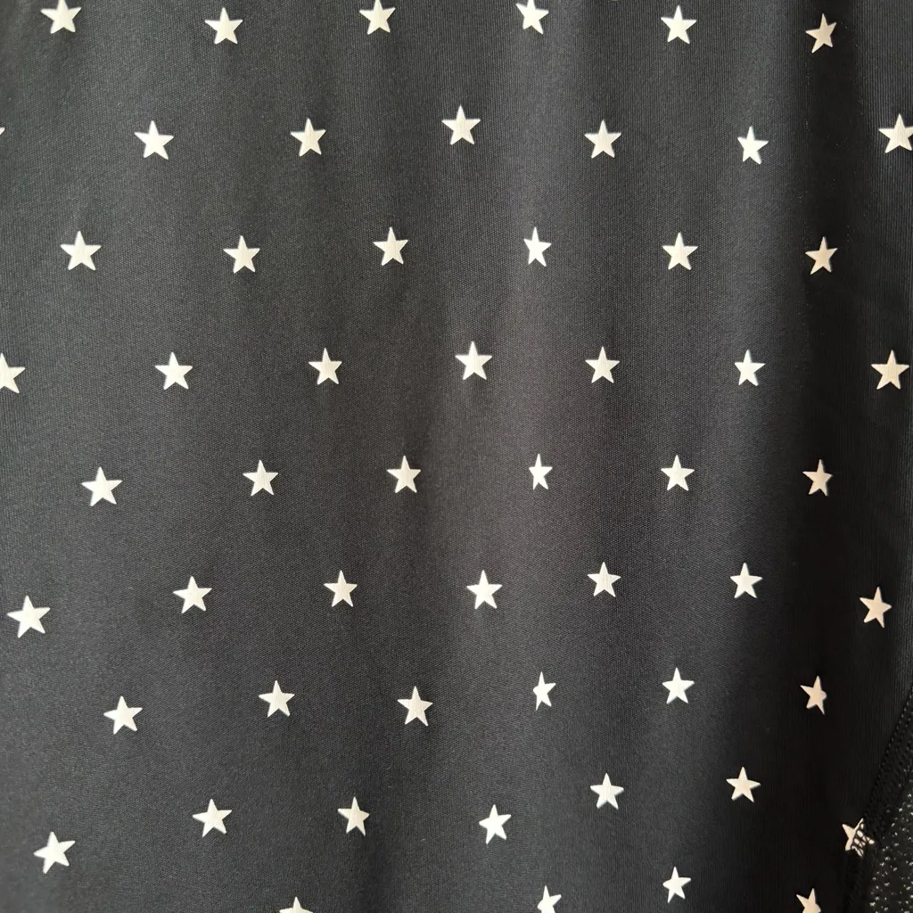 Nike Tank Top Black White Sleeveless Dri Fit Training Shirt Small Running Gym - Image 8