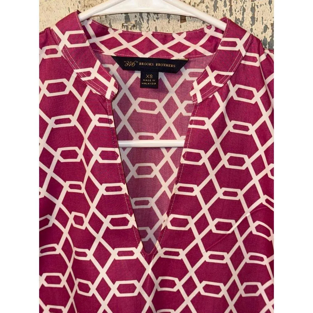 346 Brooks Brothers Tunic Top size XS Pink Geometric V-neck - Image 3