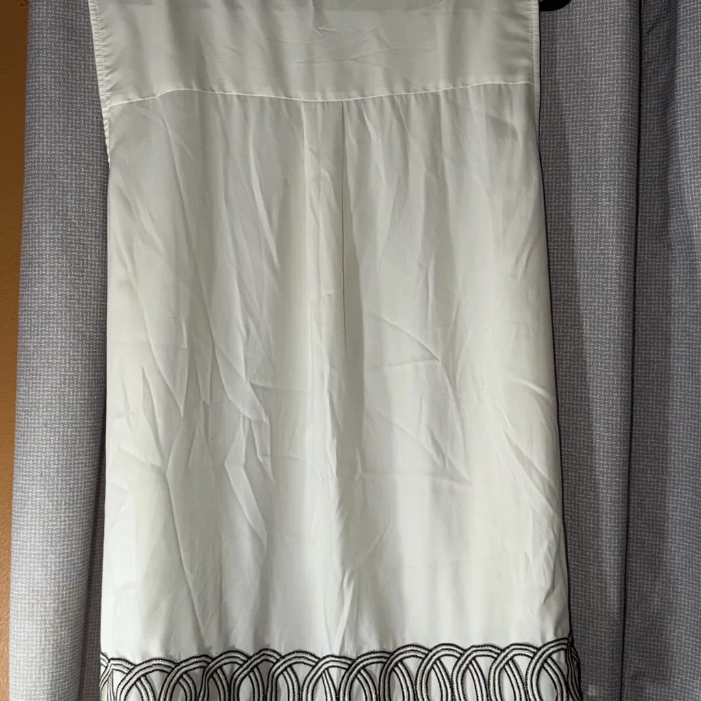 The Limited White Blouse with Black Accents Size 1X - Image 5
