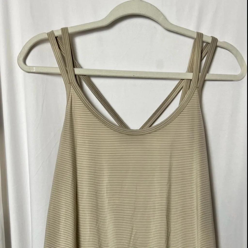 Gap Body Fit Women's Tan Striped Strappy Cinch Tank Size Medium - Image 2