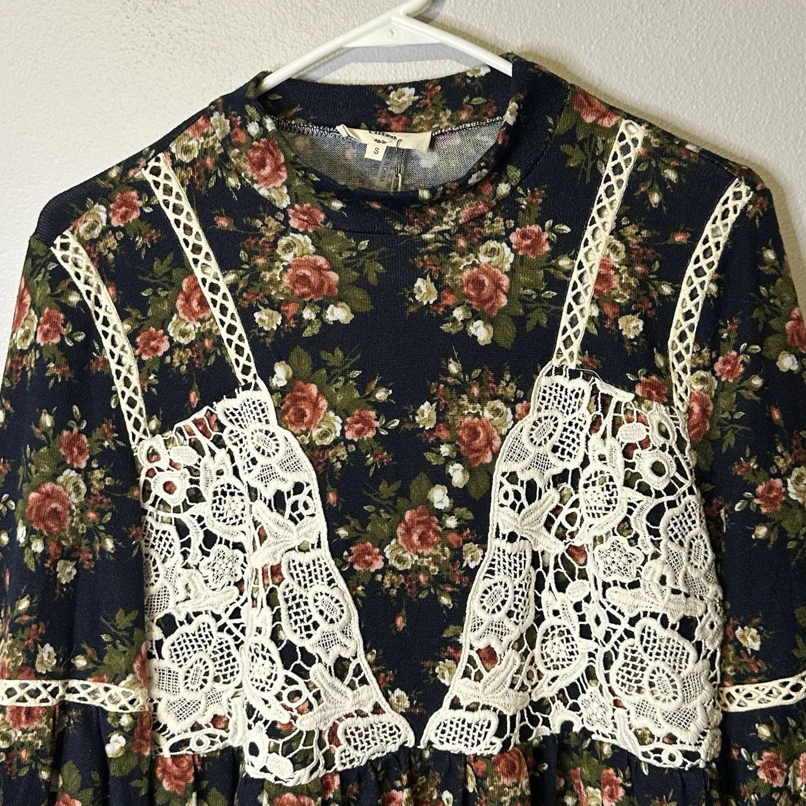 Entro Crochet Tunic Top Peasant Boho Career Church Stretchy Floral NWT S T8691 - Image 2