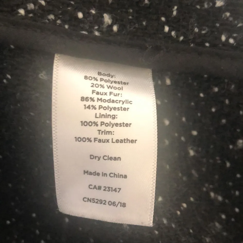 Talbots Open Wool Blend Tweed Sweater Vest M  Detachable Collar Leather Accents - Image 8