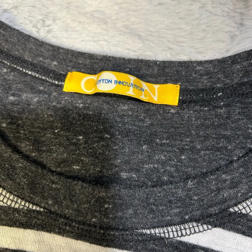 COIN Striped Black and White Women's Sweater Size L - Image 6