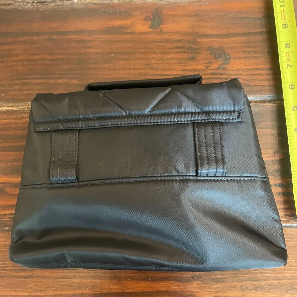 Lug Plié Crossbody Bag Black - Image 3