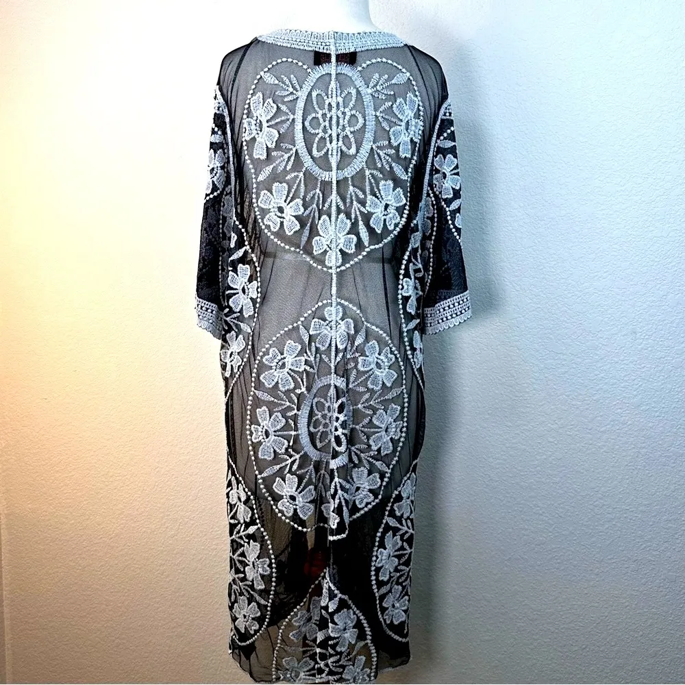 NWOT Floral Lace Medallion Kimono Open Front Cardigan One Size - Image 6
