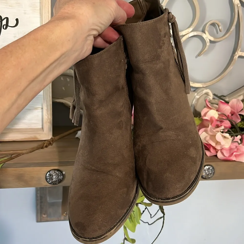 Booties Altard State Brown Faux Suede Side Zip Ankle Boots Womens 7.5 - Image 9