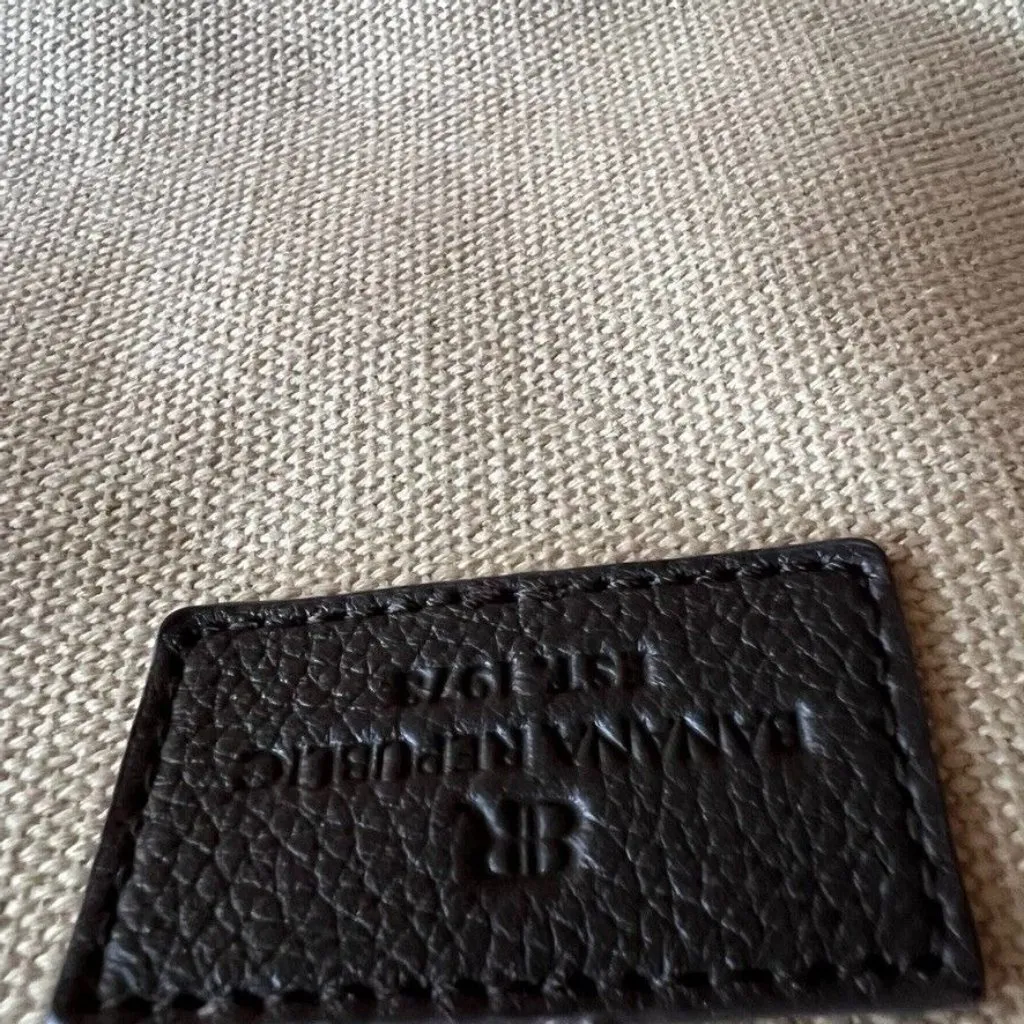 Banana Republic Beige Heavy Canvas‎ Shoulder Tote Bag  22” x 13” Handles Pockets - Image 3