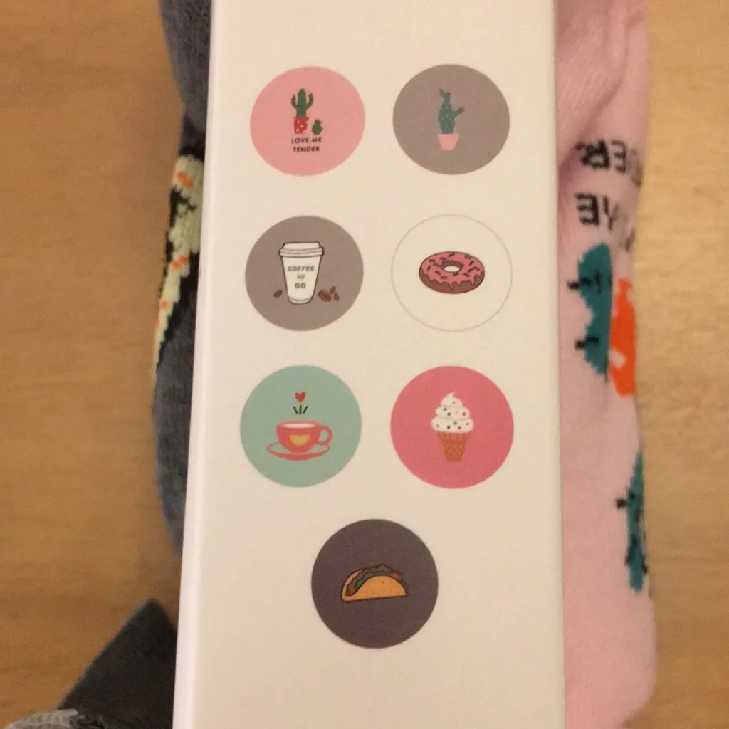 New Women’s Sock Hub Assorted Ankle Socks 10 Pairs Size 9 - Image 4