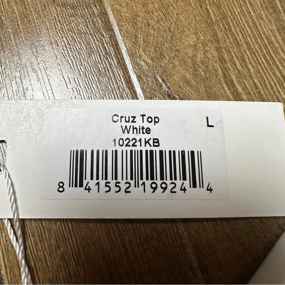 NWT Frankie’s Bikinis Cruz Top in White Swim Ruched Bikini Top Size Large - Image 7