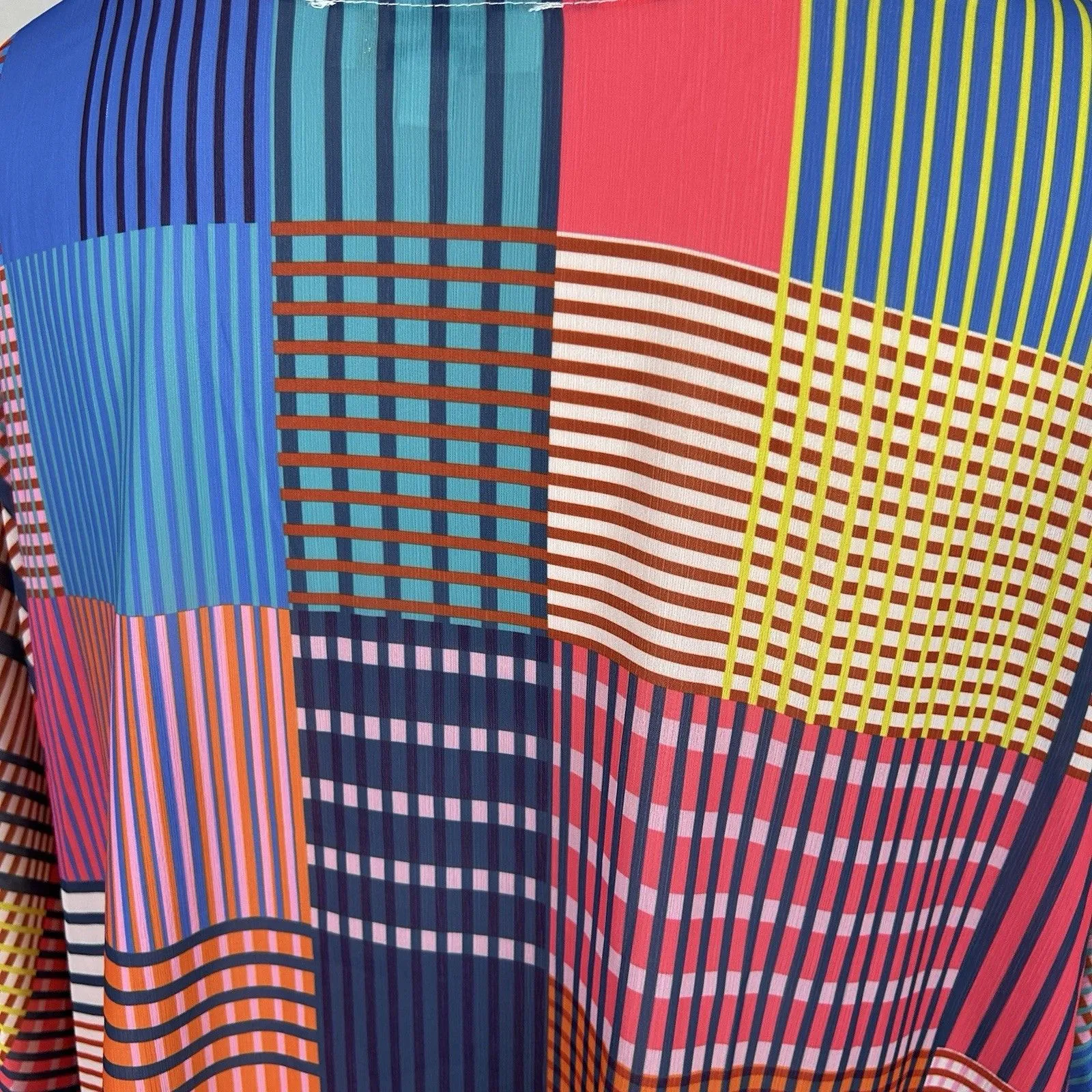 UMGEE Women's Geo Colorful Print Slinky Top Shirt Oversized V-Neck Size XL - Image 7