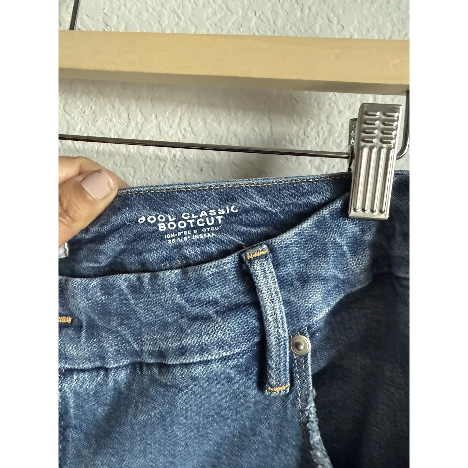 Good American Jeans Women's Size 20 Stretch Good Classic Bootcut Denim Raw Hem - Image 6