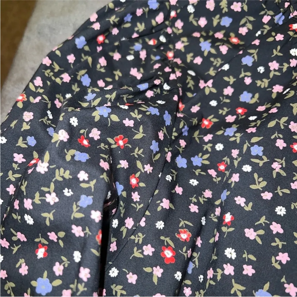 NWT Women’s Levi’s Lena Ruffled Crewneck Blouse size XL multicolor floral print - Image 9