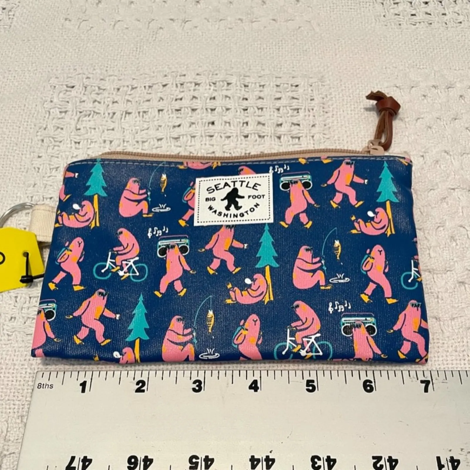 CHALO Seattle bigfoot pink print mini zip pouch sasquatch A1 4717 - Image 3