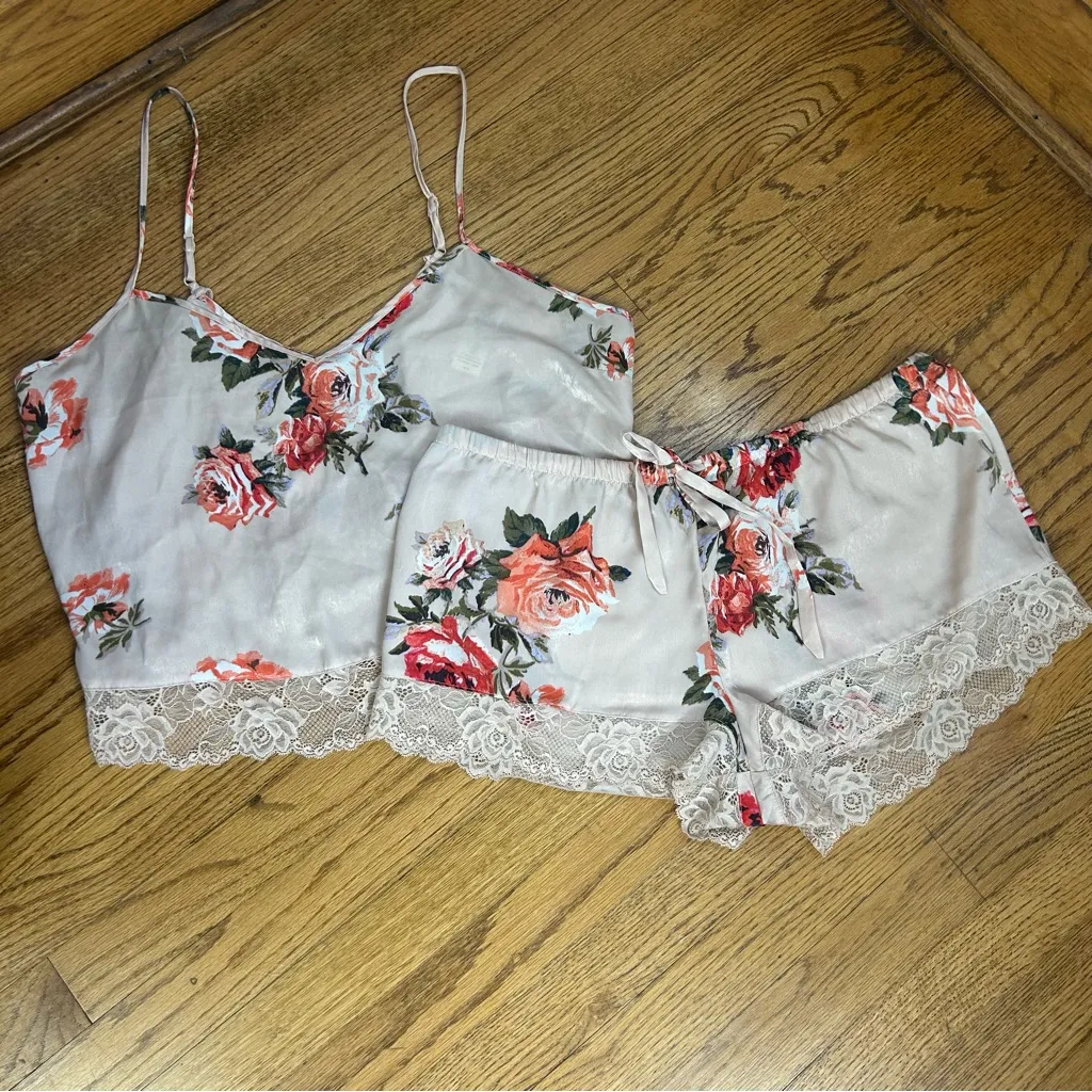 IN BLOOM By JONQUIL Floral Pajama Satin Lace Cami and Shorts Set Size XL Pink - Image 3
