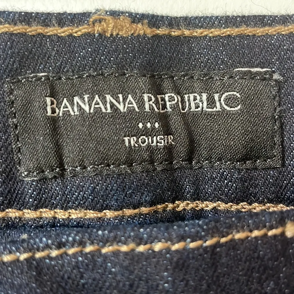 Banana Republic trouser jean in dark wash size 31/12 - Image 2