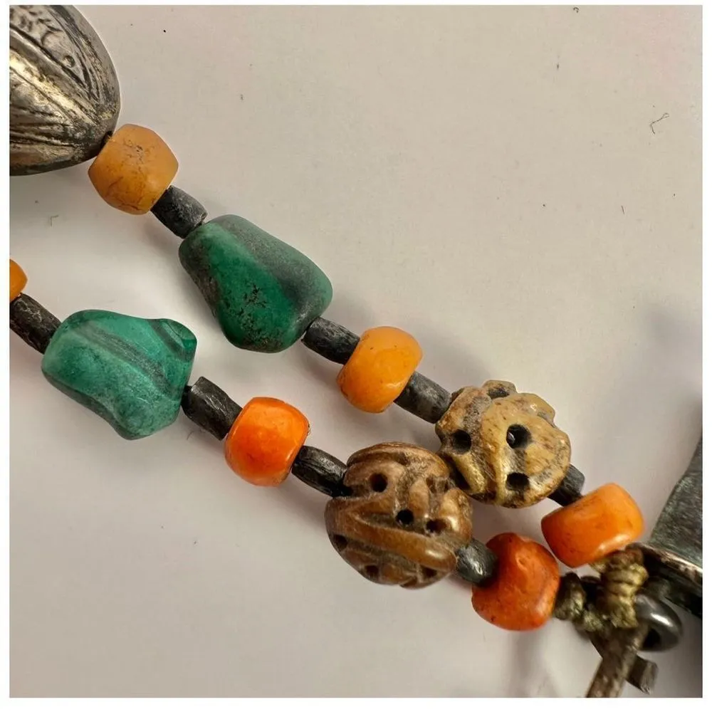 Tibetan coral carved wood malachite vintage necklace - Image 11