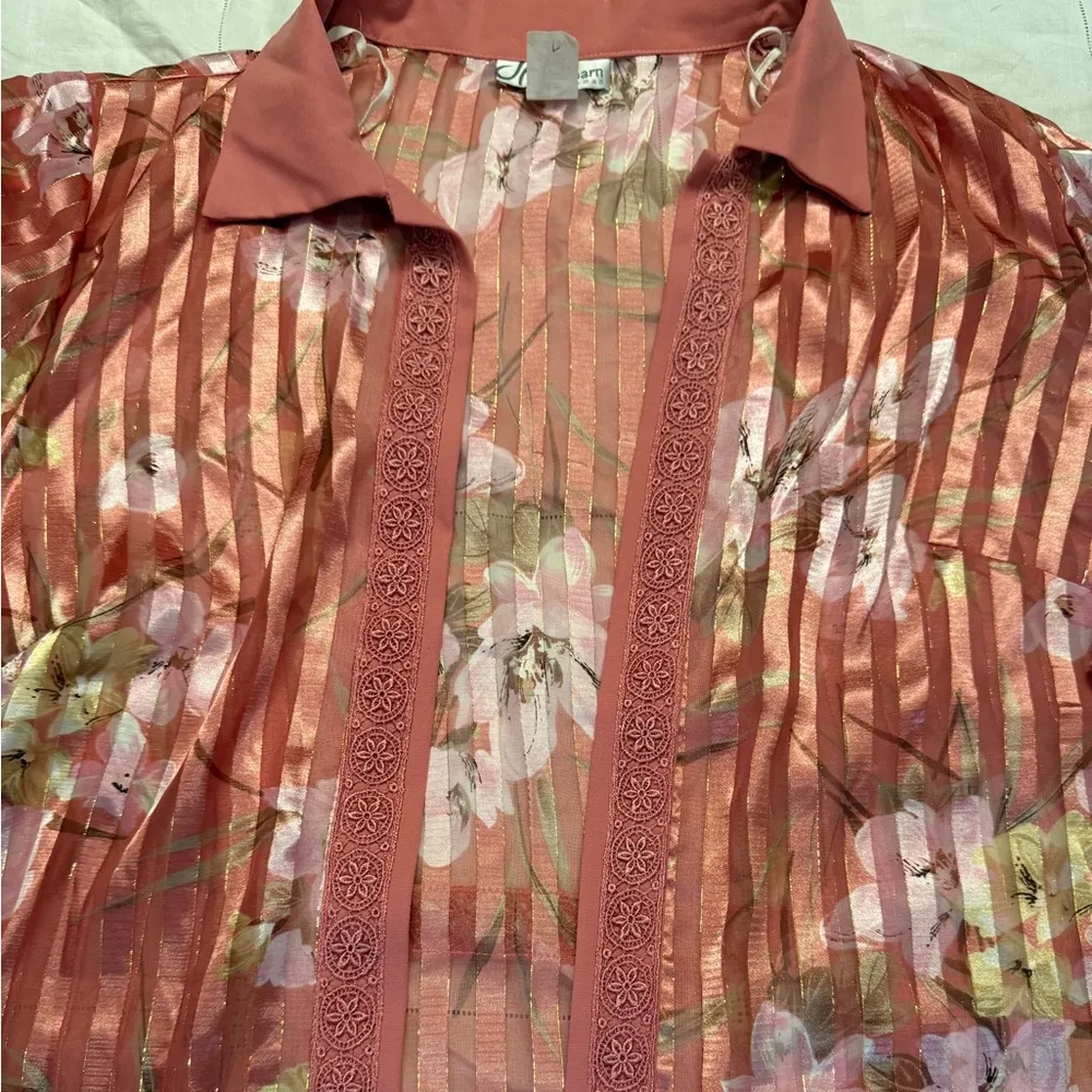 Dressbarn Floral Sheer Striped Blouse size 18W - Image 6