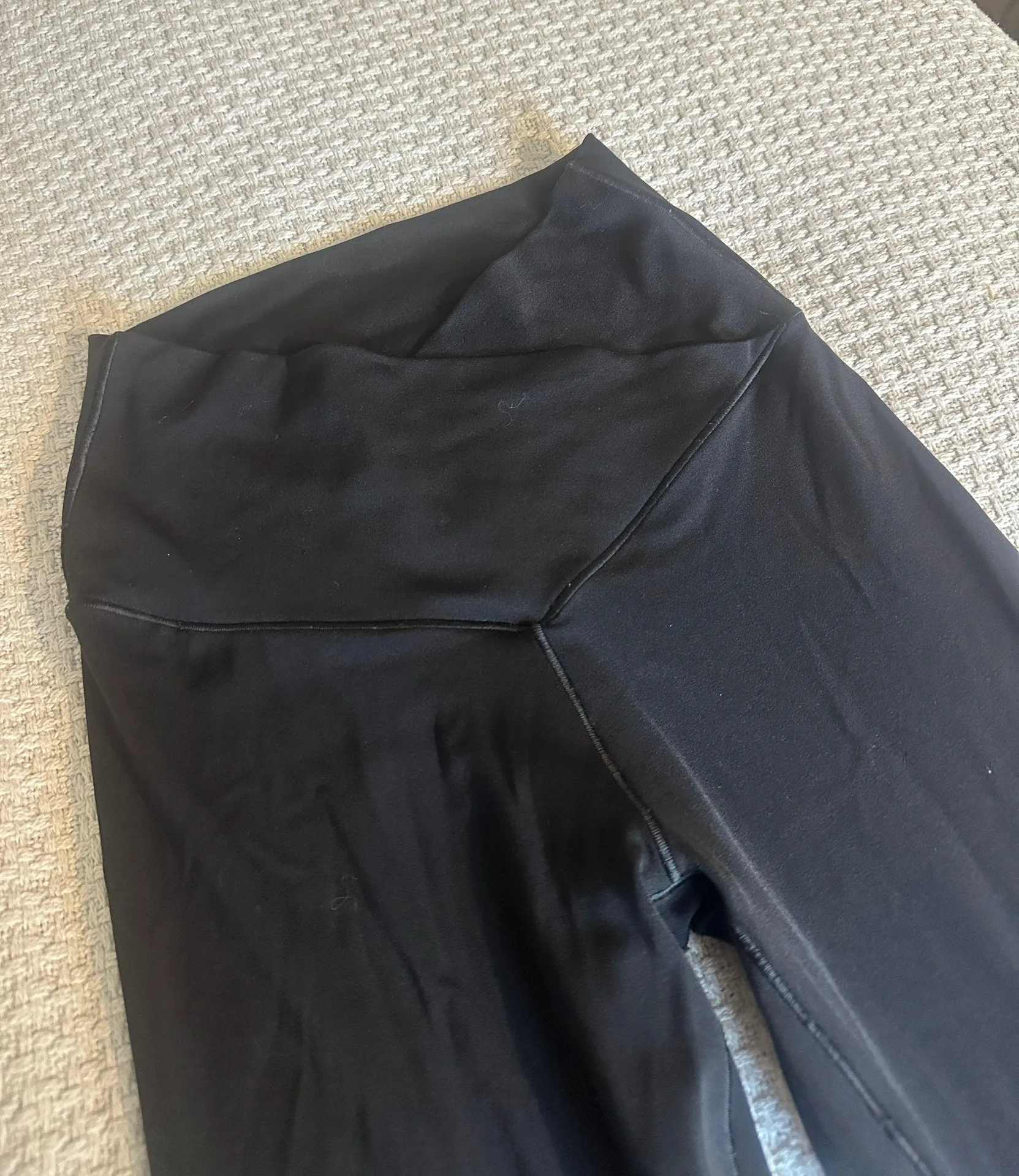 Crossover Flare Leggings - Image 4