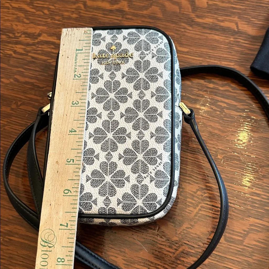 Kate Spade KG490 Spade Flower North Side Phone Crossbody Navy - Image 9