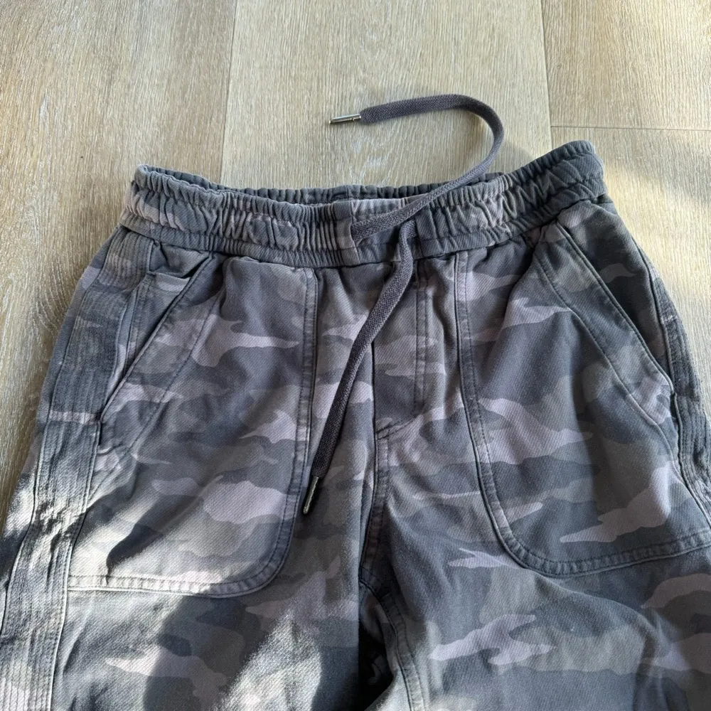 Athleta Farallon Camo Jogger - Image 4
