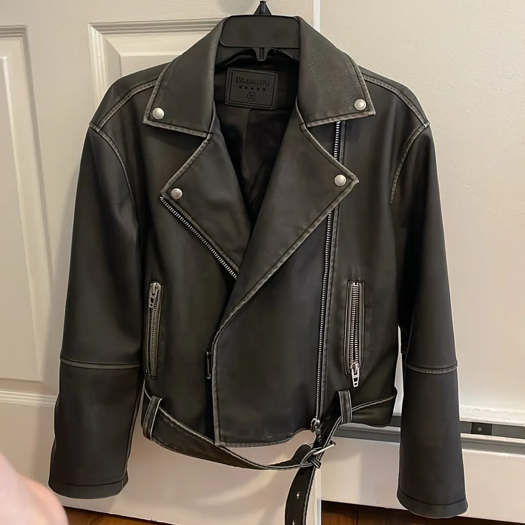 Black BLANKNYC Faux Leather Belted Moto Jacket Size XS - Image 6