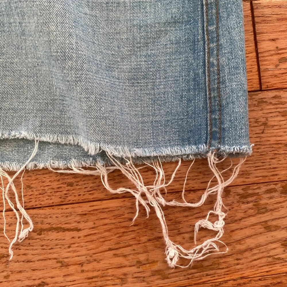 Light wash blue two toned jean Mudd vintage skirt - Image 6