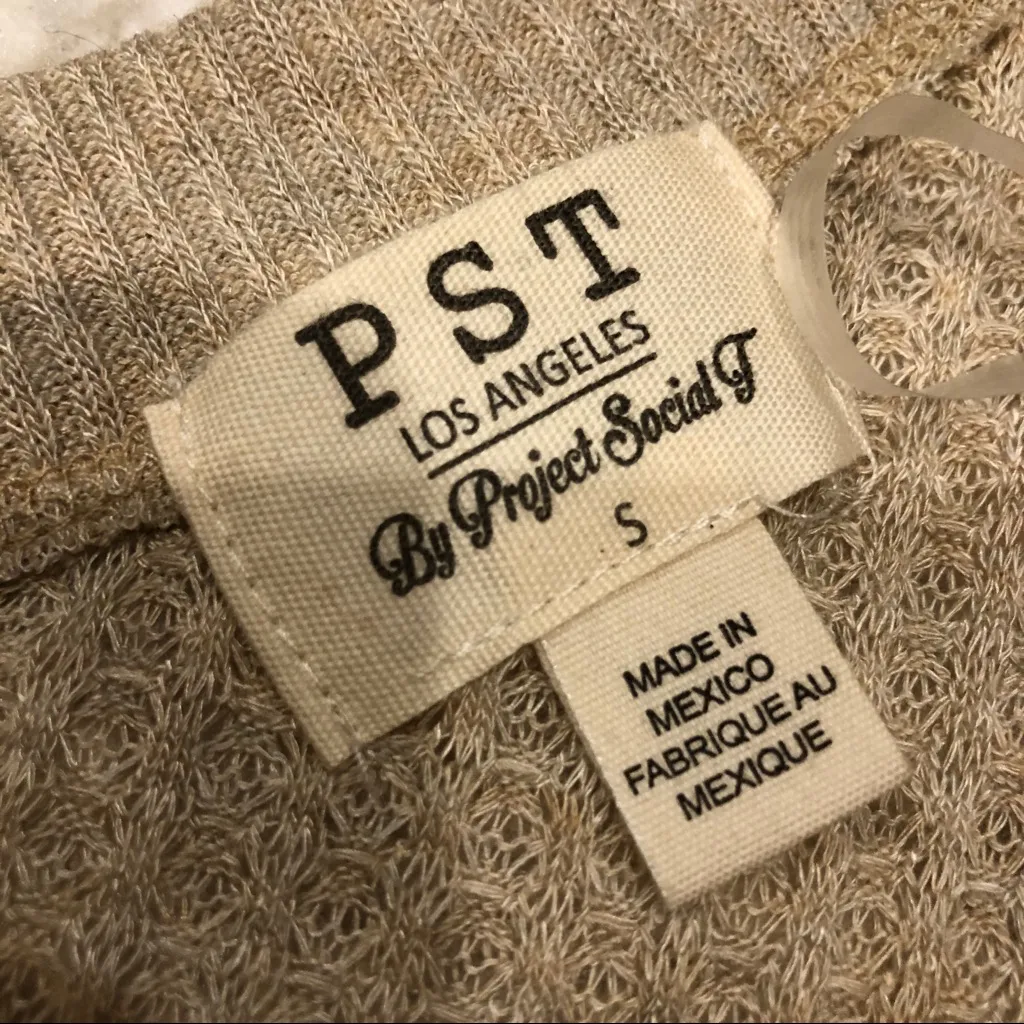 PST by Project‎ Social T V-Neck Thermal Top Cream Small - Image 5