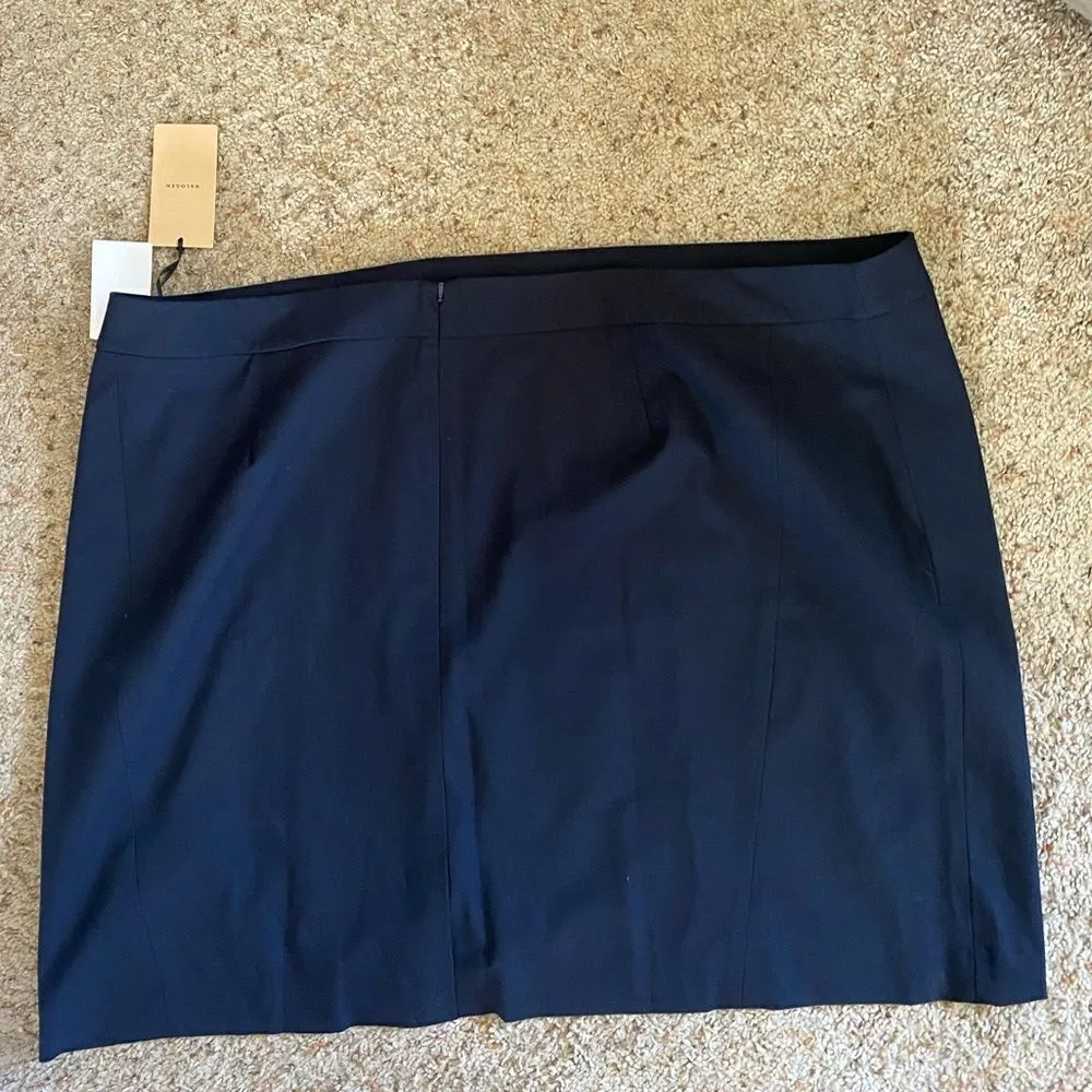 NWT Halogen plus size 26 navy skirt - Image 3