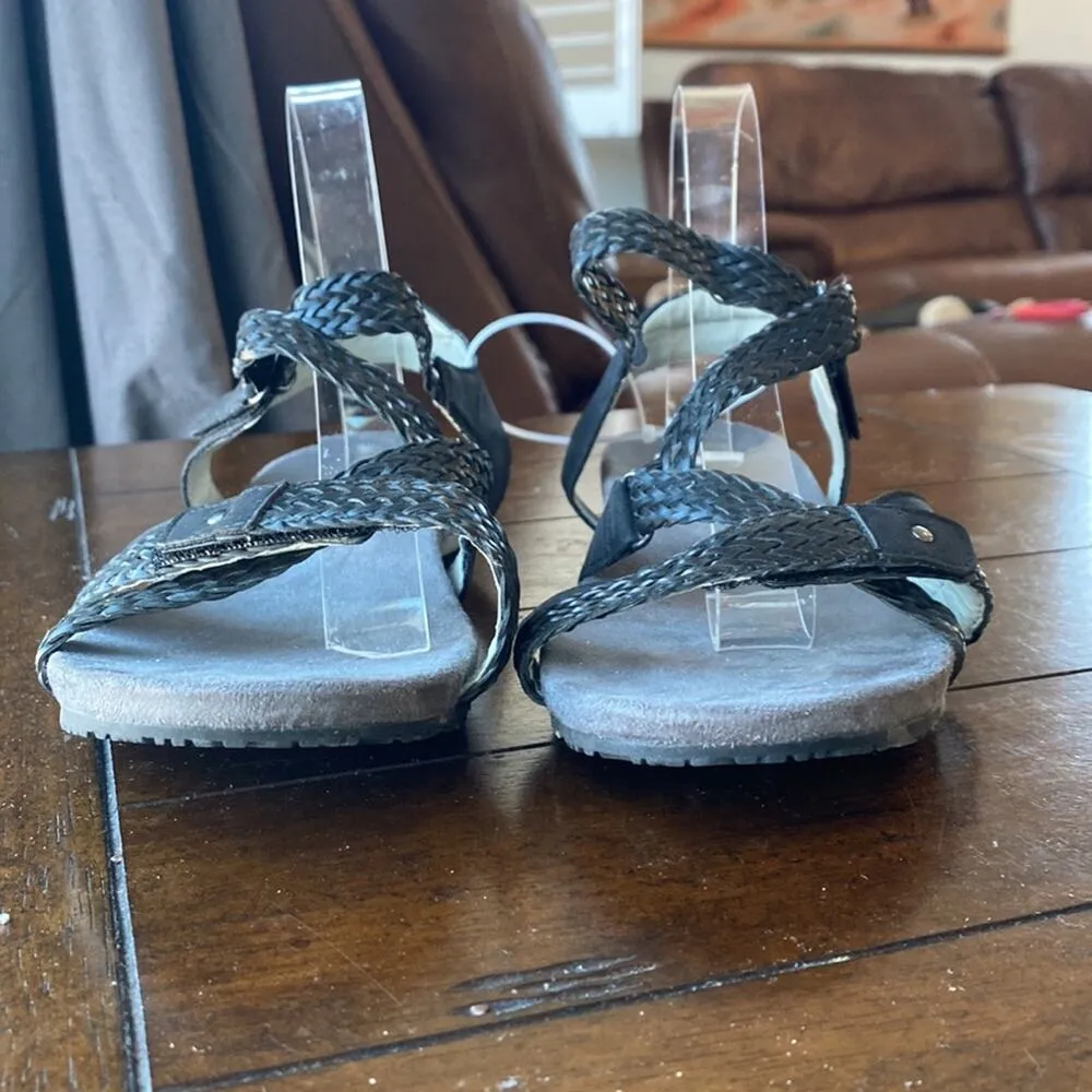 JBU Loretta vegan leather braided strappy sandals excellent condition sz 8.5 - Image 4