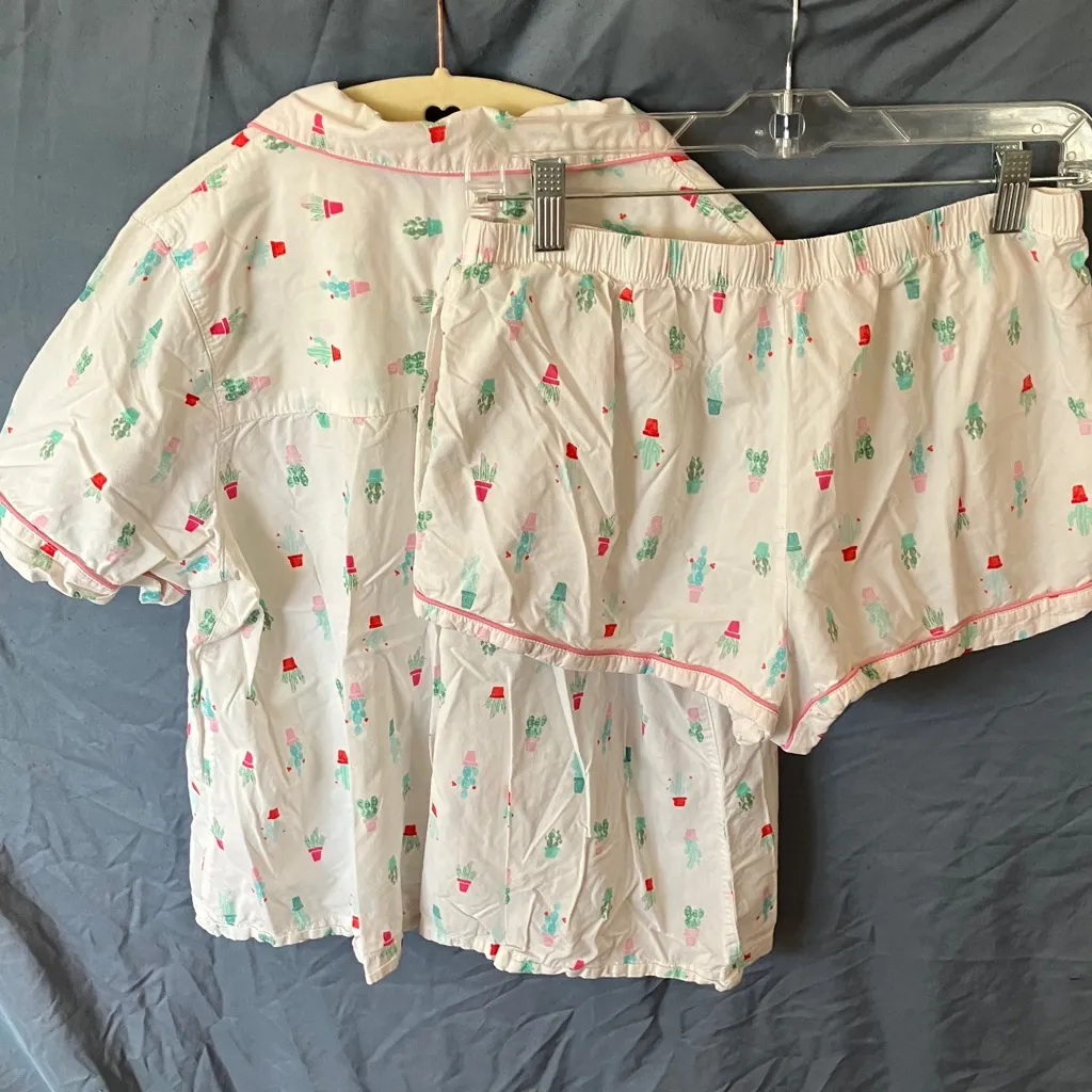 Kate Spade: White Pajama Set- Cactus Print-Cotton Blend- L - Image 10