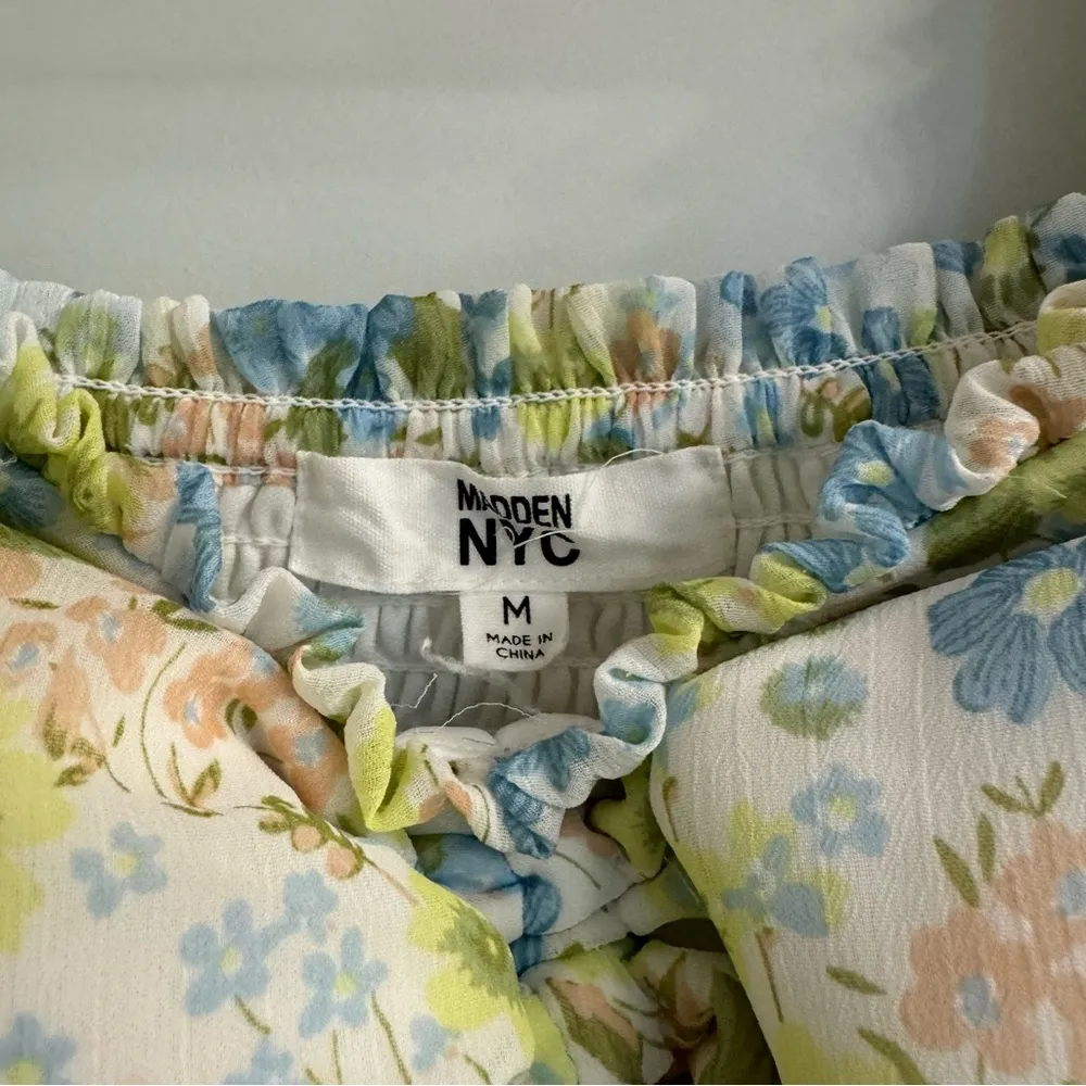 Madden NYC Juniors’ Smocked Waist Dress with Cut Out, Size M. NWOT Never worn - Image 8