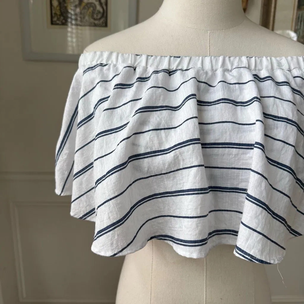 Helen Owen X Aqua Bandeau Ruffle Tube Too Cropped M - Image 4