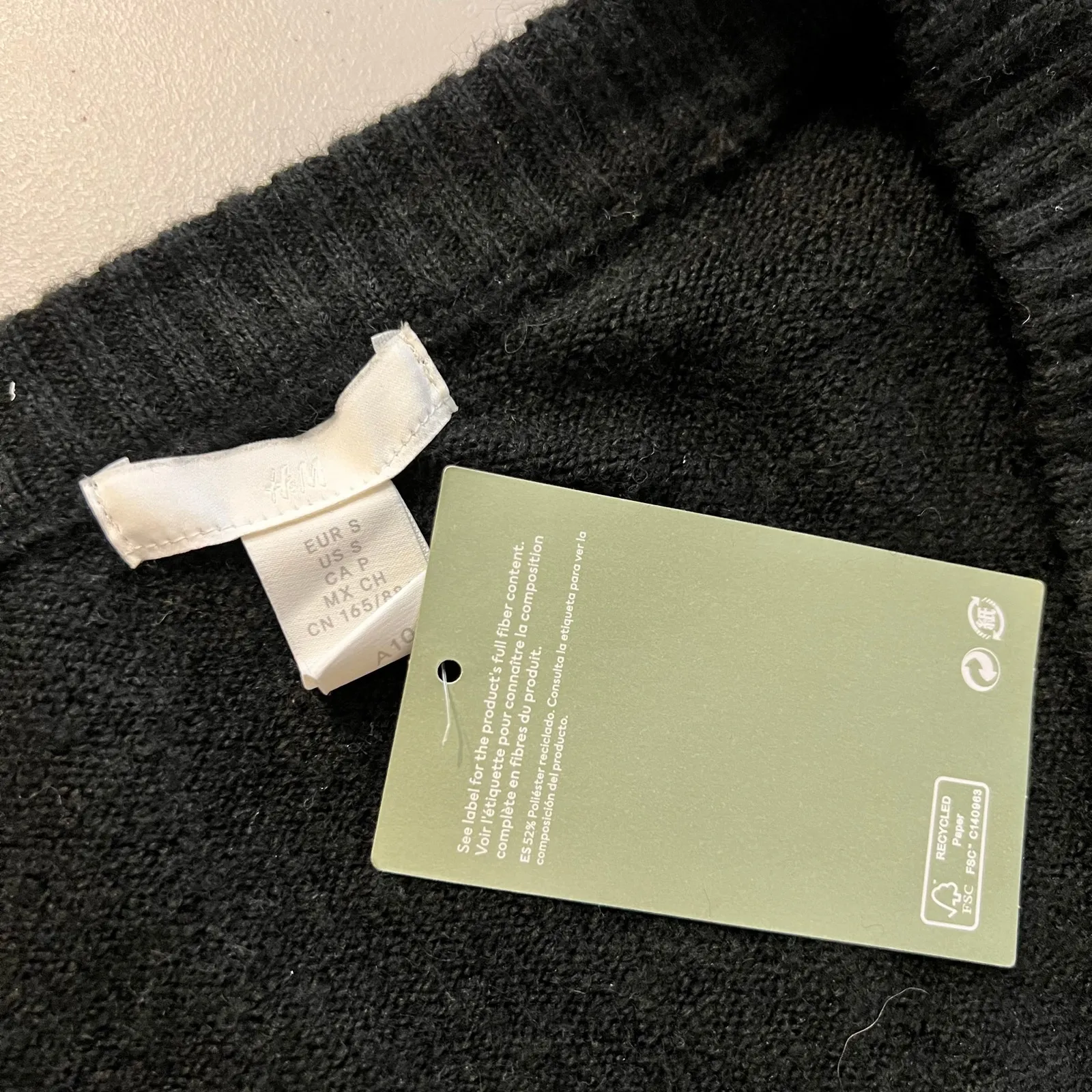 H&M Black Soft Knit Oversized Wool Blend Pullover Sweater Vest Size Small NEW - Image 5