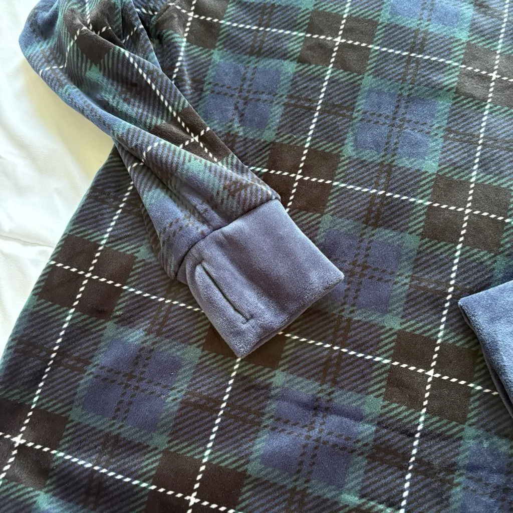 Cuddl Duds Womens Size Small 2pc Fleece Pajama Set Pj Plaid Green Blue Soft - Image 2