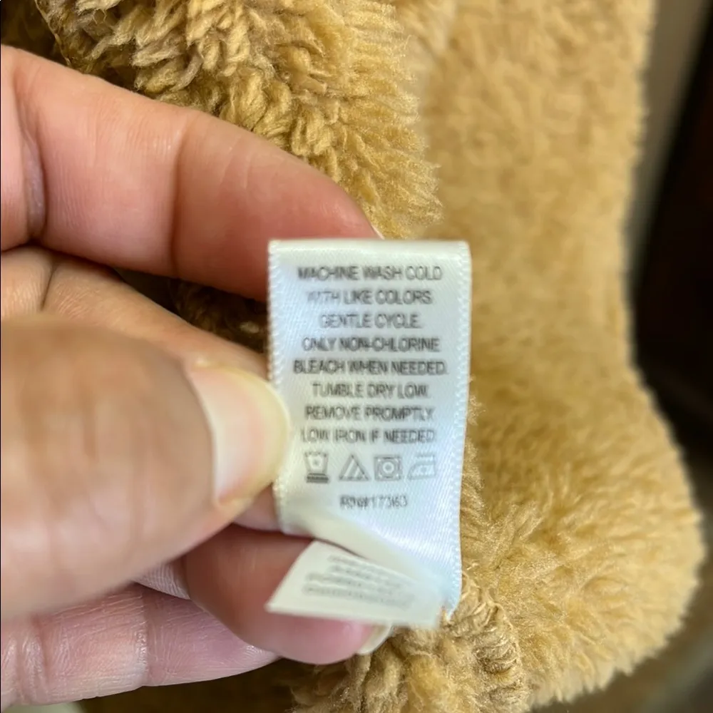 Koolaburra Tan Sherpa Jacket Size L - Image 5