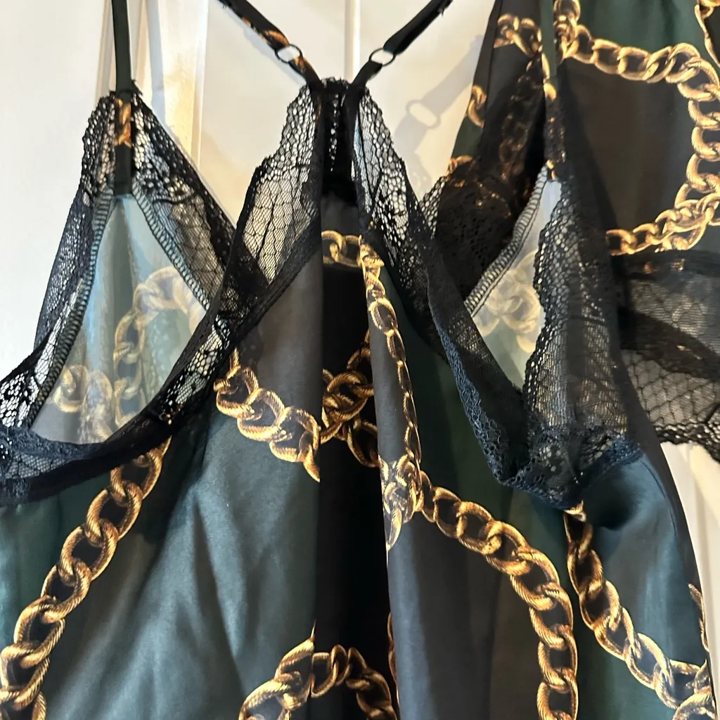 Revolve  Plush‎ PJ Set Chain Link Lace Satin - Image 6