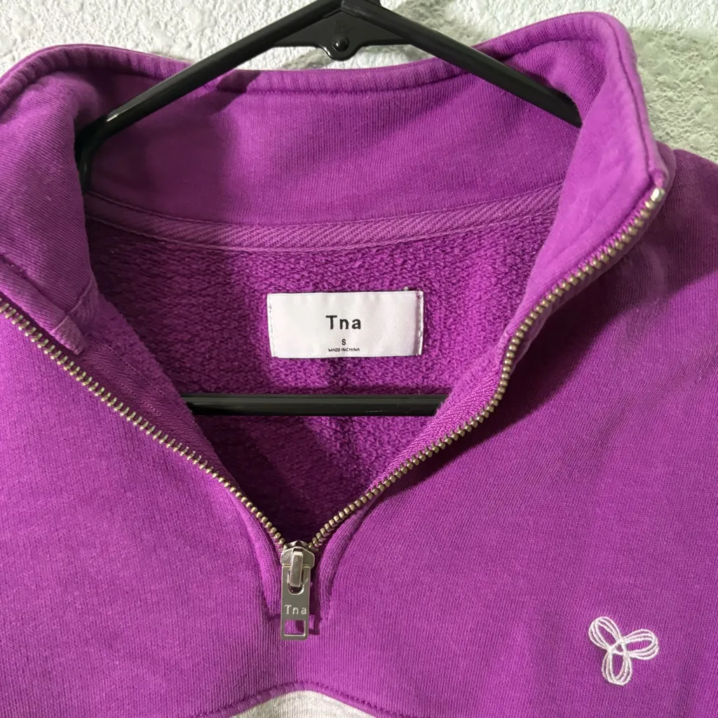 Aritzia TNA Top Pullover Sweater 1/4 Zip Size Small Gray - Image 2