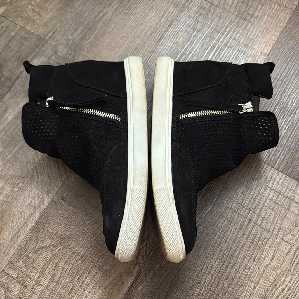 Black High-Top Sneakers‎ with Zipper Detail - Image 3