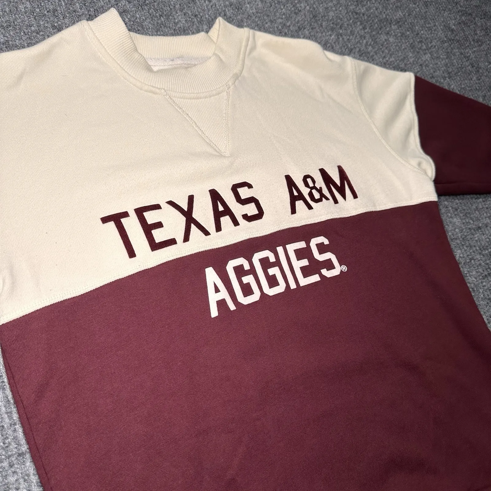 Texas A&M Hillflint Maroon COLLEGE Gear Sweatshirt Student Fan‎ Gear Small - Image 7